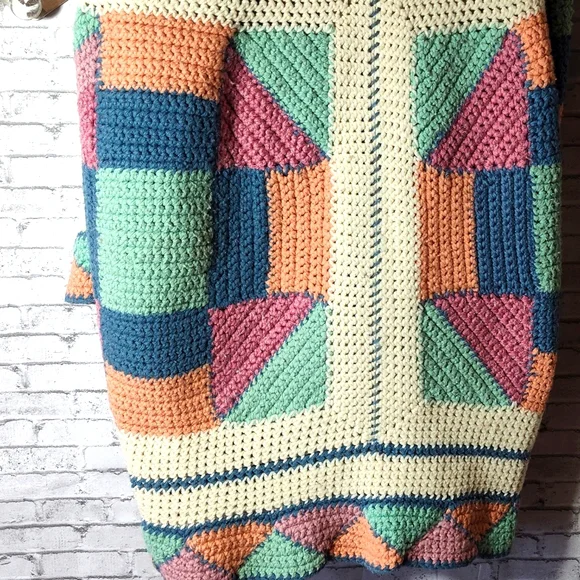 Vintage Crochet Throw - Picture 2 of 5